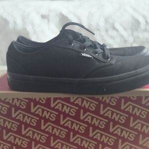 Vans Men's Classic Black Sneakers